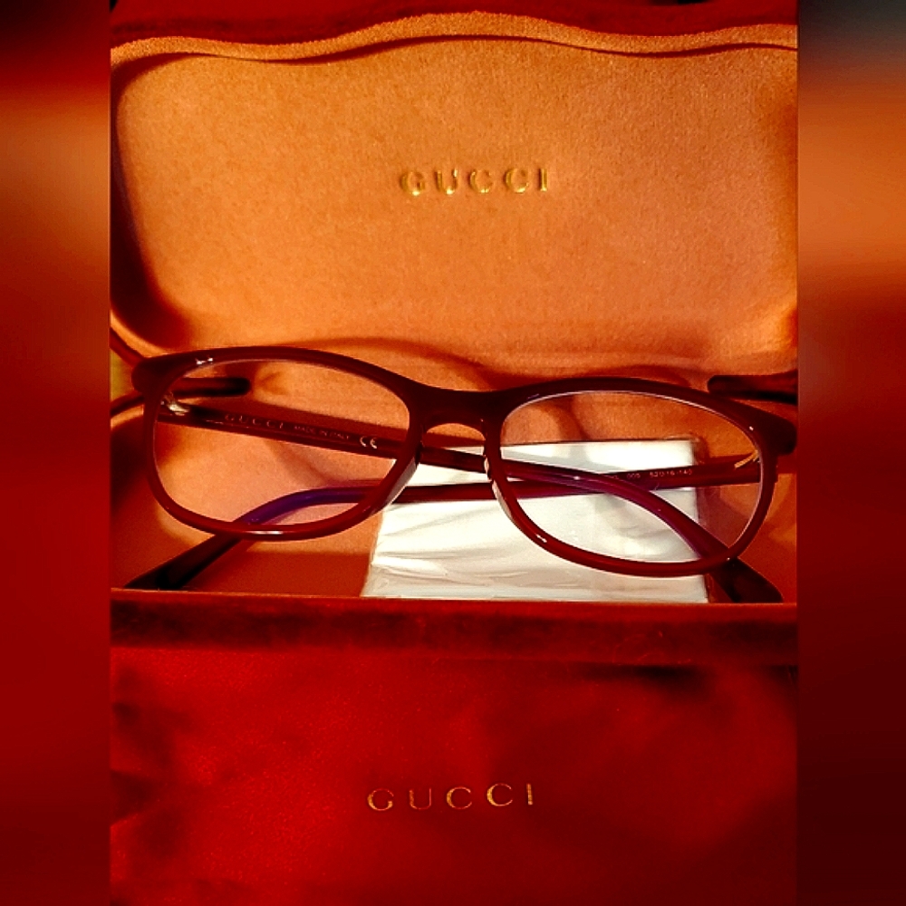 Gucci burgundy eyeglasses 😍 - Picture 4 of 12